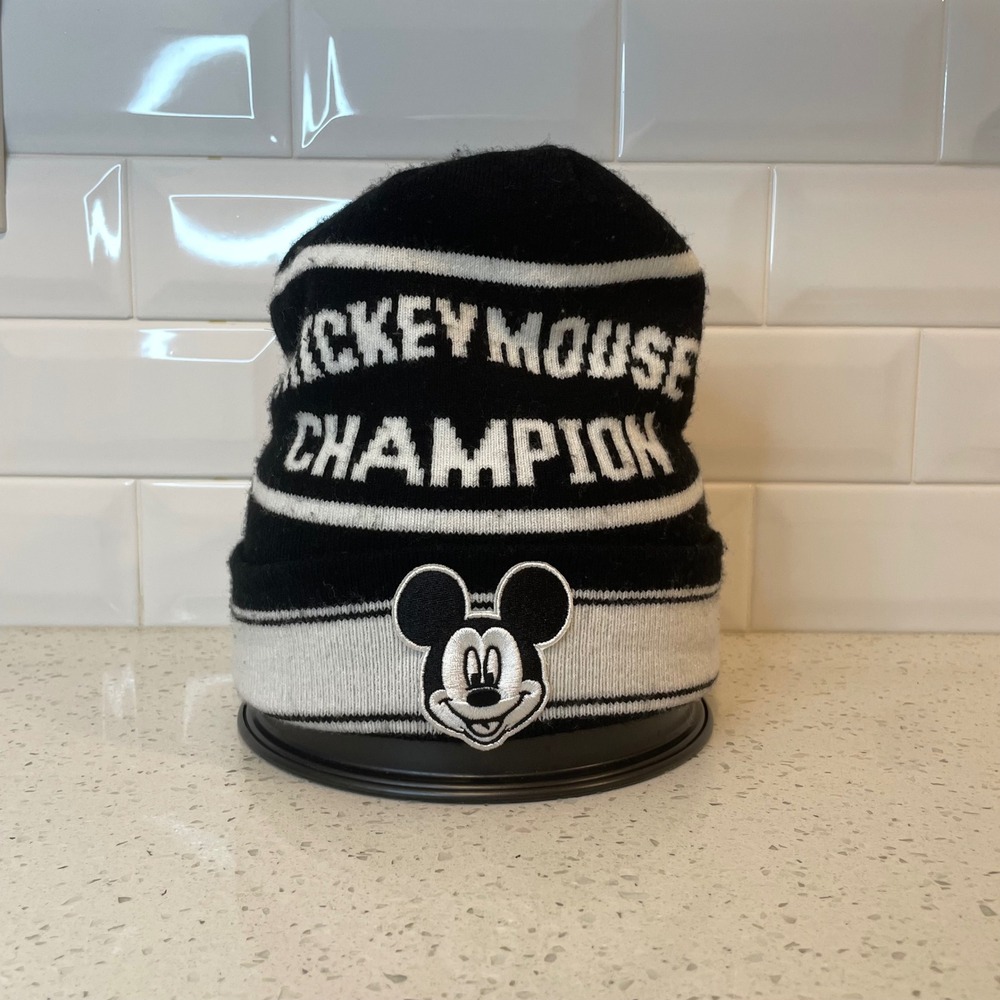 Neff Disney Mickey Mouse Champion‎ Beanie Black White Striped Knit